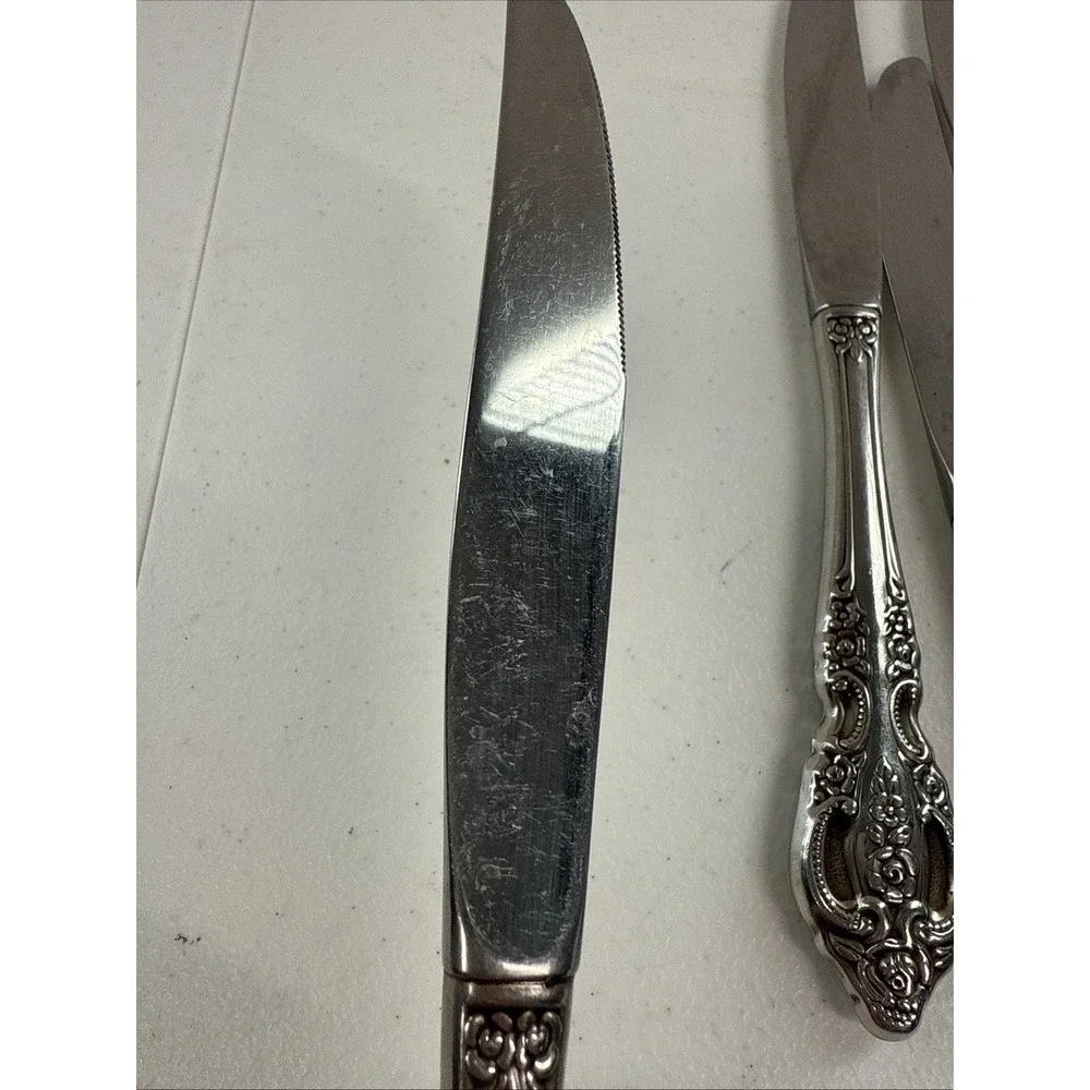 Set of 4 DINNER KNIVES 9